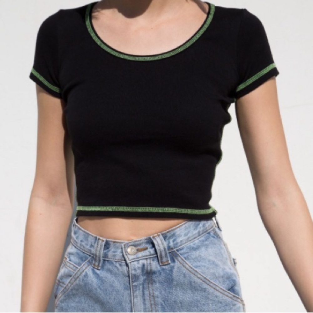 Brandy Melville Zelly Top w green contrast stitching